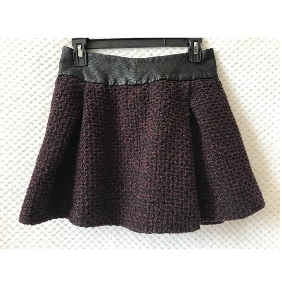 BCBGeneration Dresses & Skirts - BCBGeneration Red Black Skirt Wool Leather Size 6